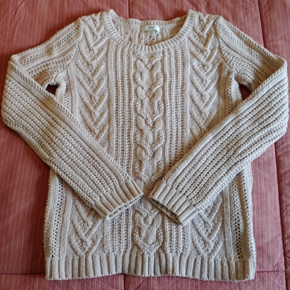 GAP Chunky Cable Knit Sweater